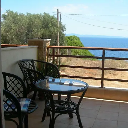 House In Front Of The Sea *